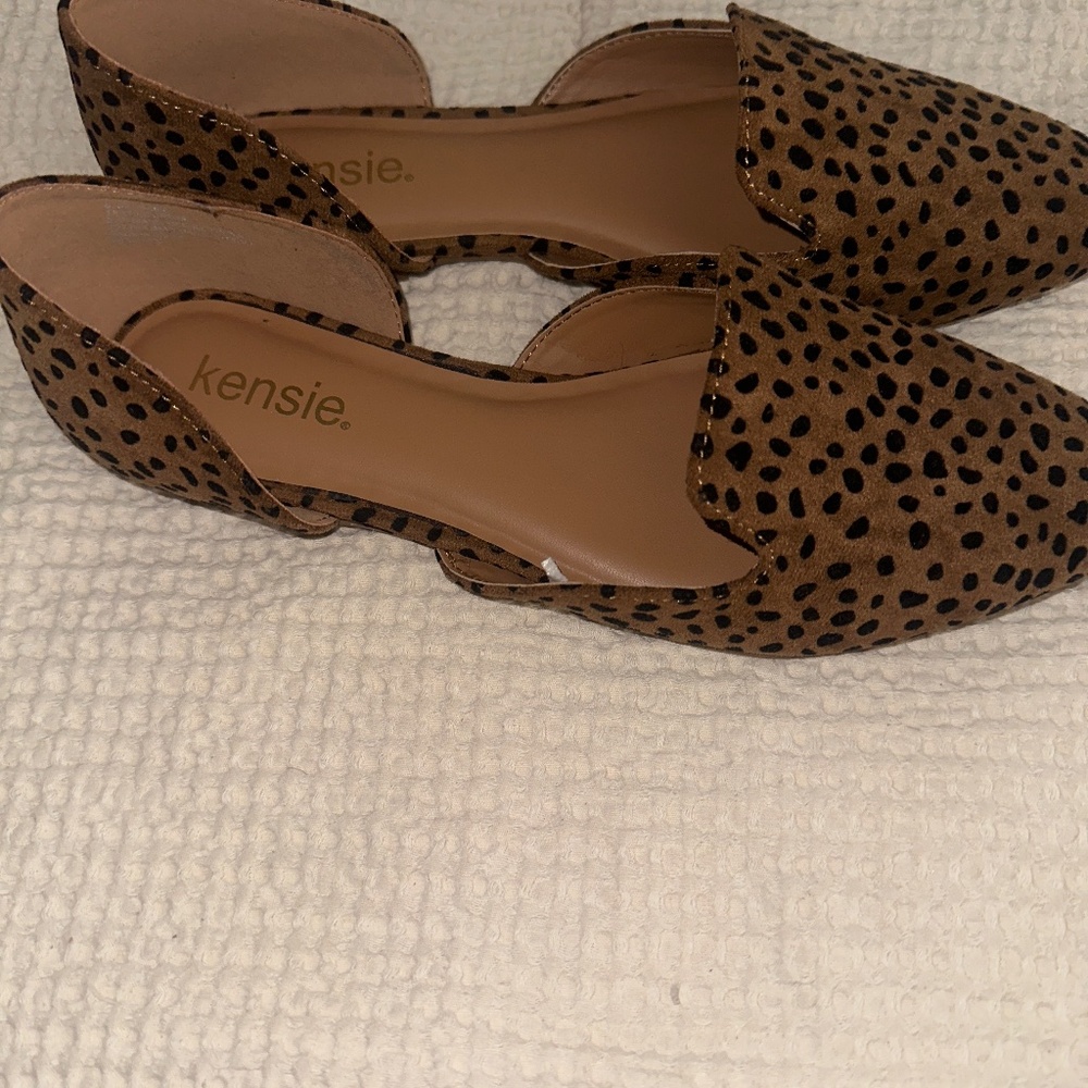 Leopard Print Pointed Flats - image 2